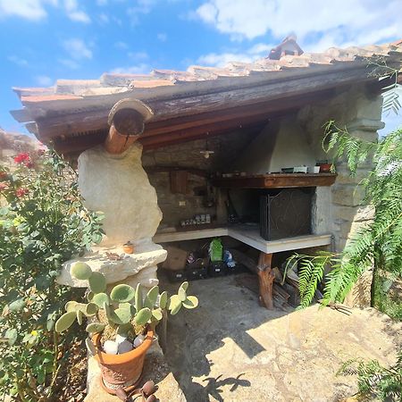 Casa Di Pietra Βίλα Usellus Εξωτερικό φωτογραφία